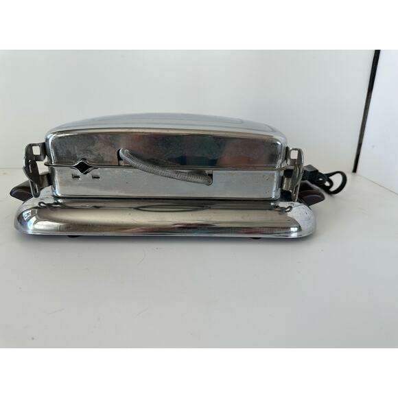 Vtg Boudoir Iron Press Electric Lady Dover St Louis USA Intimates Handkerchiefs - Picture 4 of 8